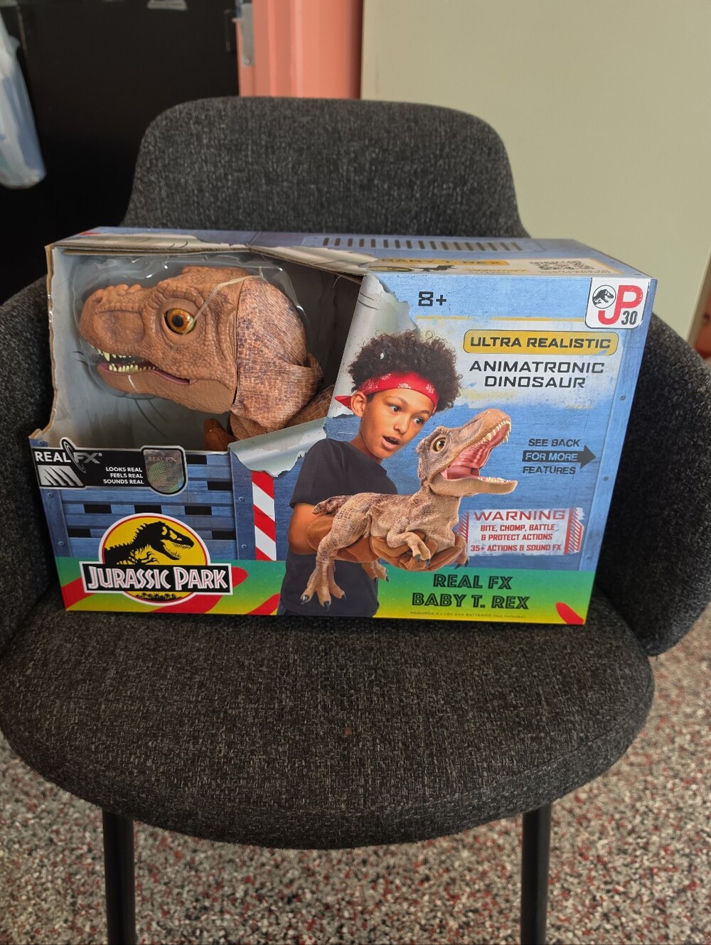 NIB Jurassic Park Real FX Baby T. Rex Animatronic Dinosaur Wow! Stuff